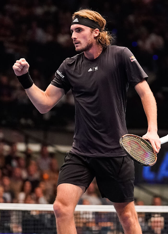 Spieler_700x974_Tsitsipas